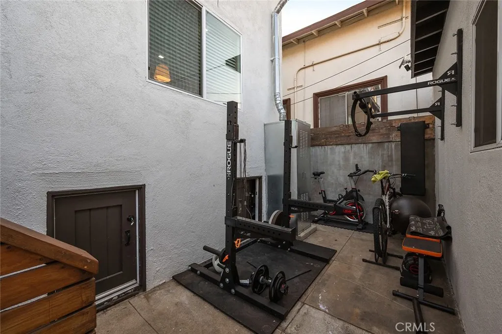 2007 City View Avenue, Los Angeles, California 90033 home-pic-47